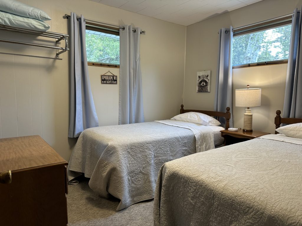 This image portrays Three Bedroom by Ephraim Village Cottages.