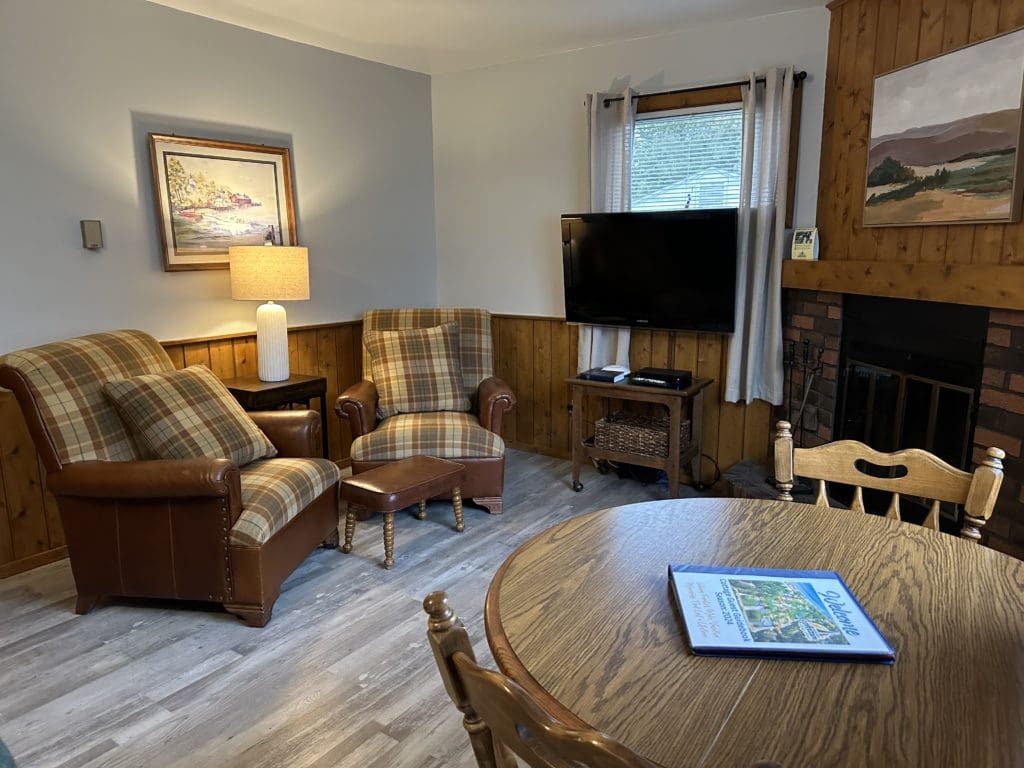 This image portrays One Bedroom by Ephraim Village Cottages.