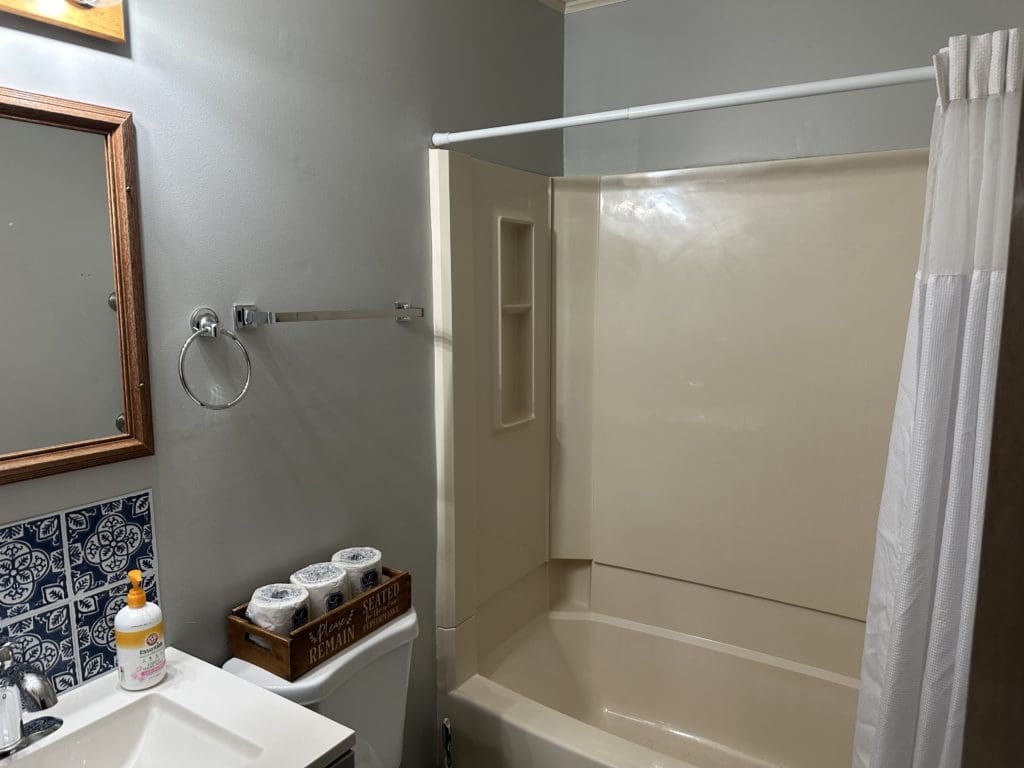 This image portrays Three Bedroom by Ephraim Village Cottages.