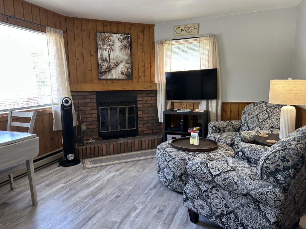 This image portrays One Bedroom by Ephraim Village Cottages.