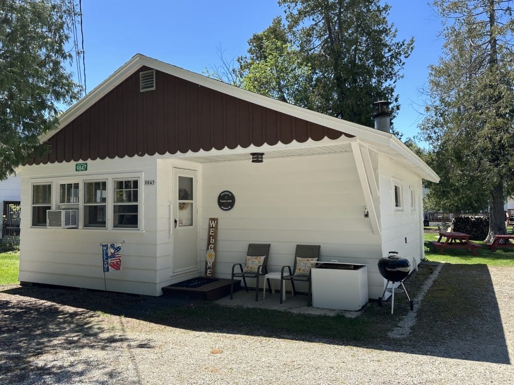 This image portrays One Bedroom by Ephraim Village Cottages.