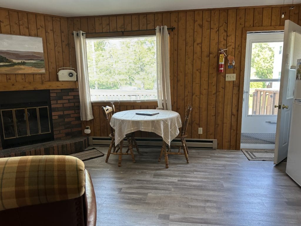 This image portrays Rates by Ephraim Village Cottages.